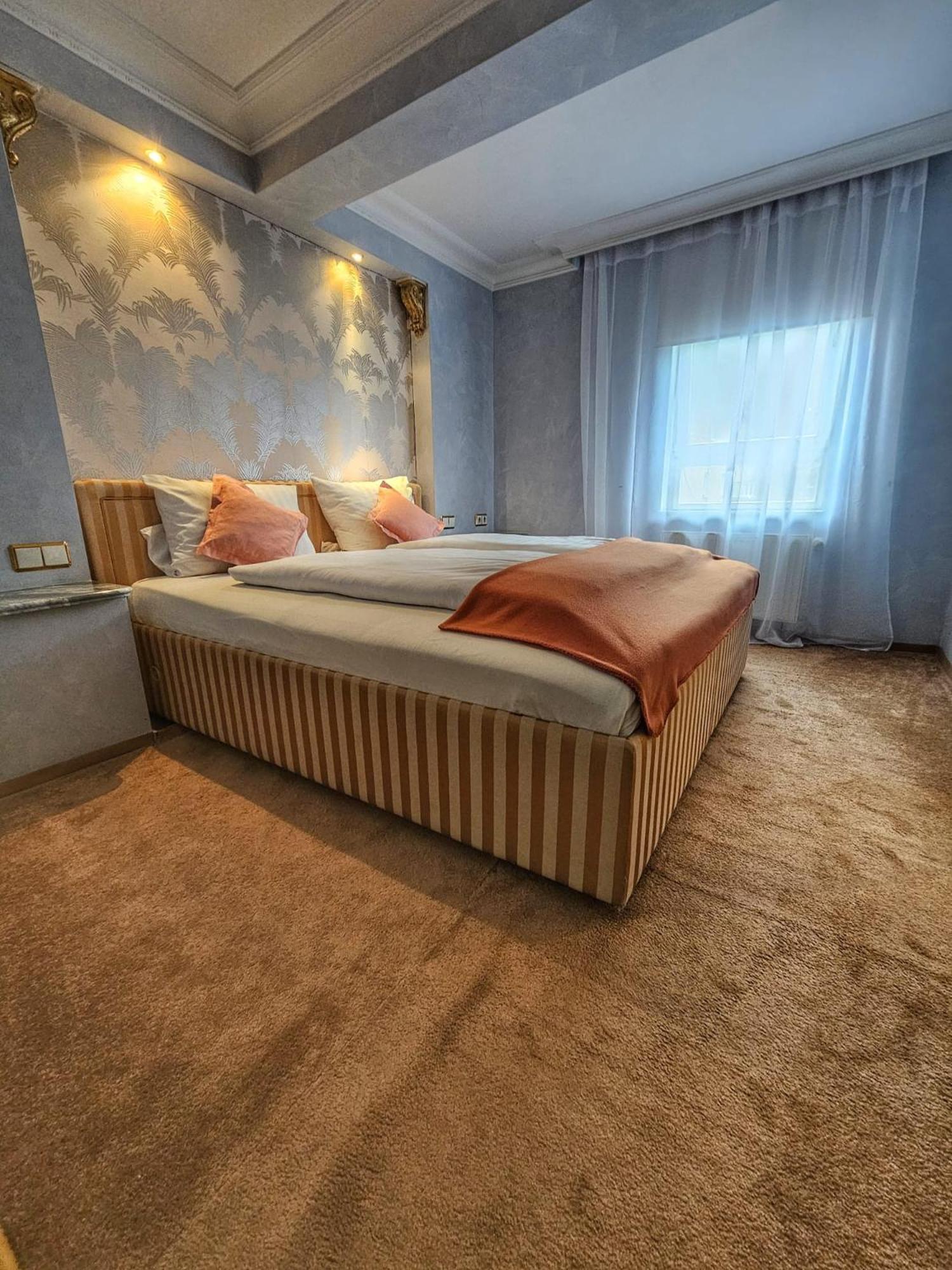 Malepartus Hotell Bad Schwalbach Exteriör bild