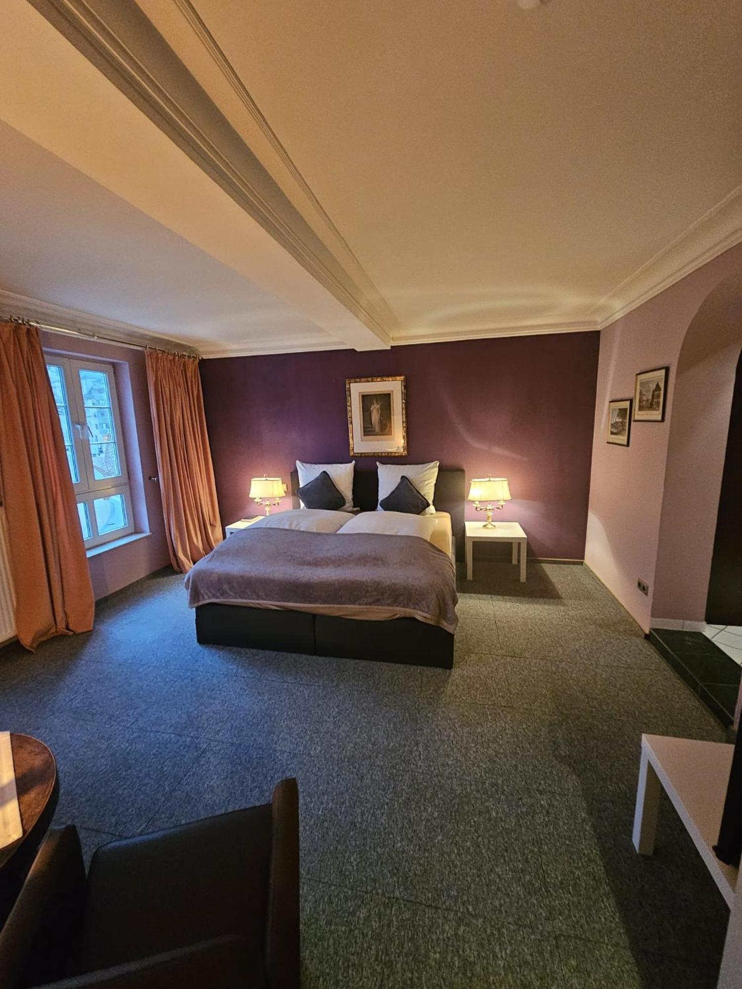 Malepartus Hotell Bad Schwalbach Exteriör bild