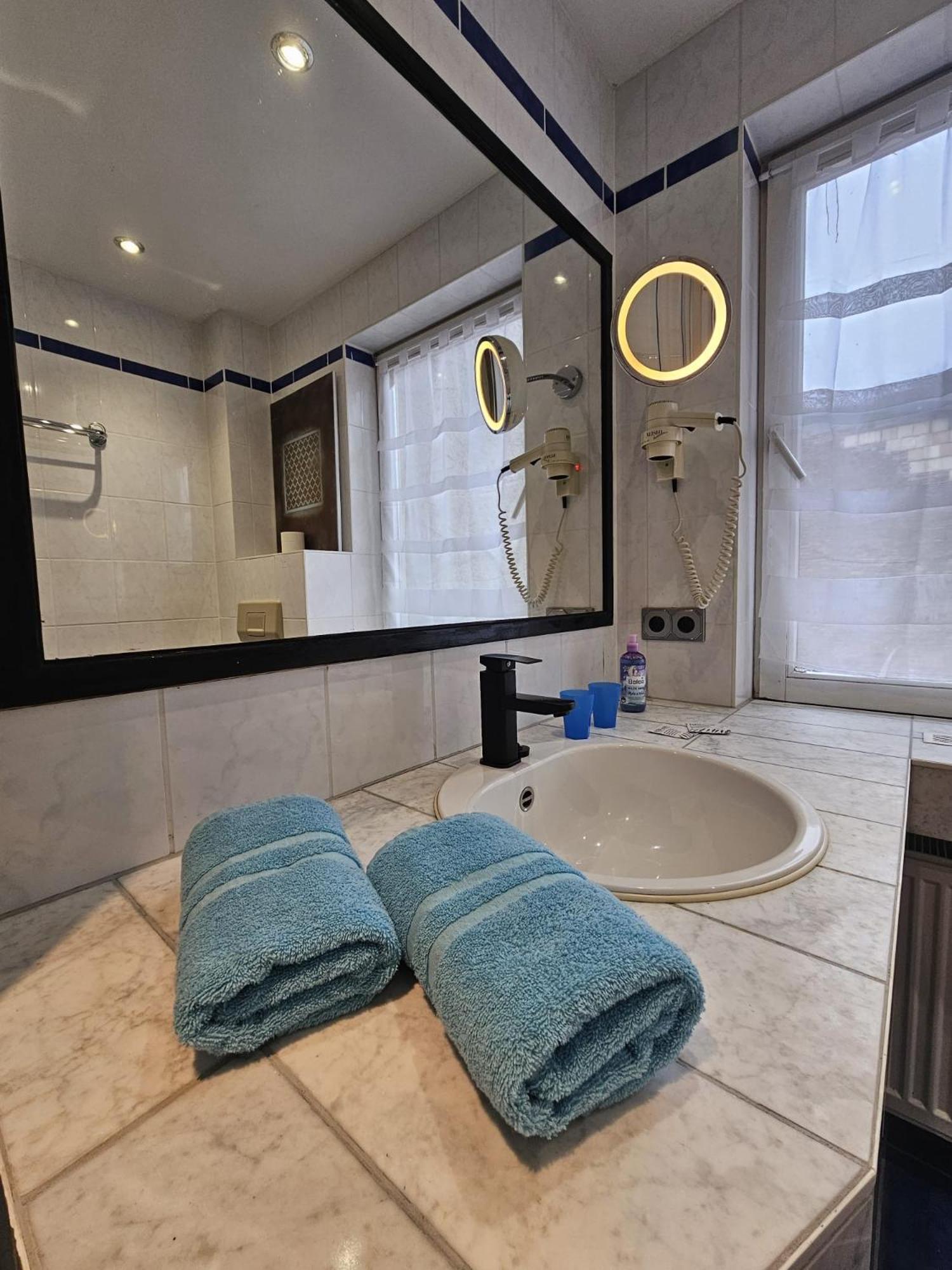 Malepartus Hotell Bad Schwalbach Exteriör bild